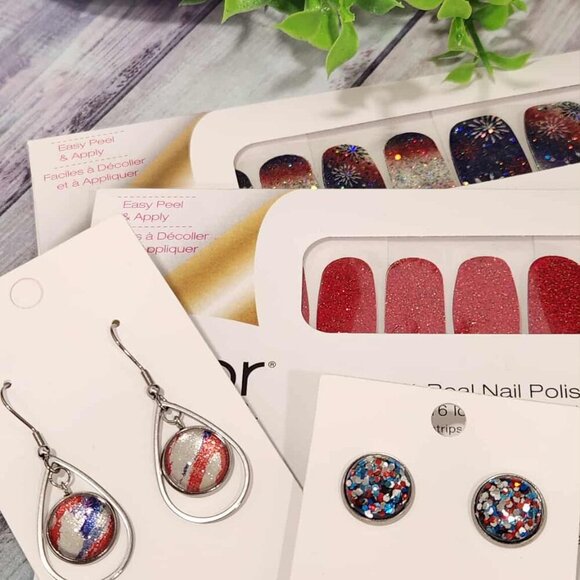 Color Street- Retired red white and blue bundle - Picture 3 of 9